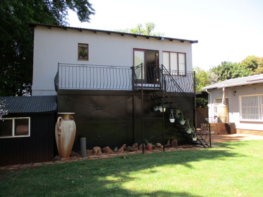 3 Bedroom Property for Sale in Wilro Park Gauteng