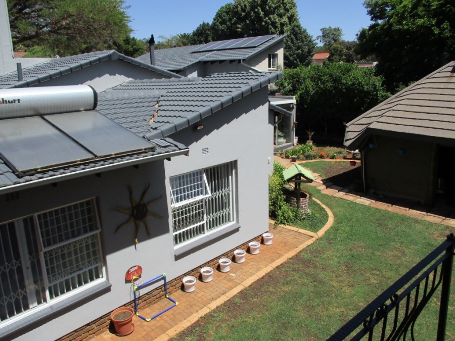 3 Bedroom Property for Sale in Wilro Park Gauteng