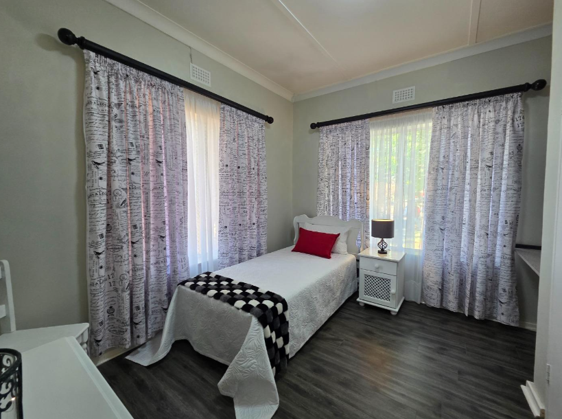 3 Bedroom Property for Sale in South Crest Gauteng