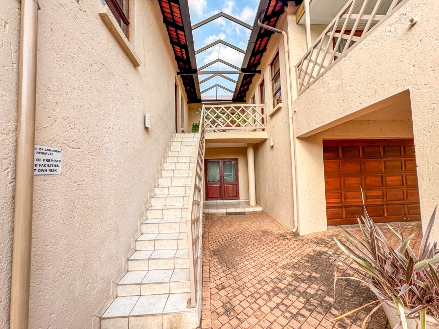 To Let 1 Bedroom Property for Rent in Silver Lakes Golf Estate Gauteng