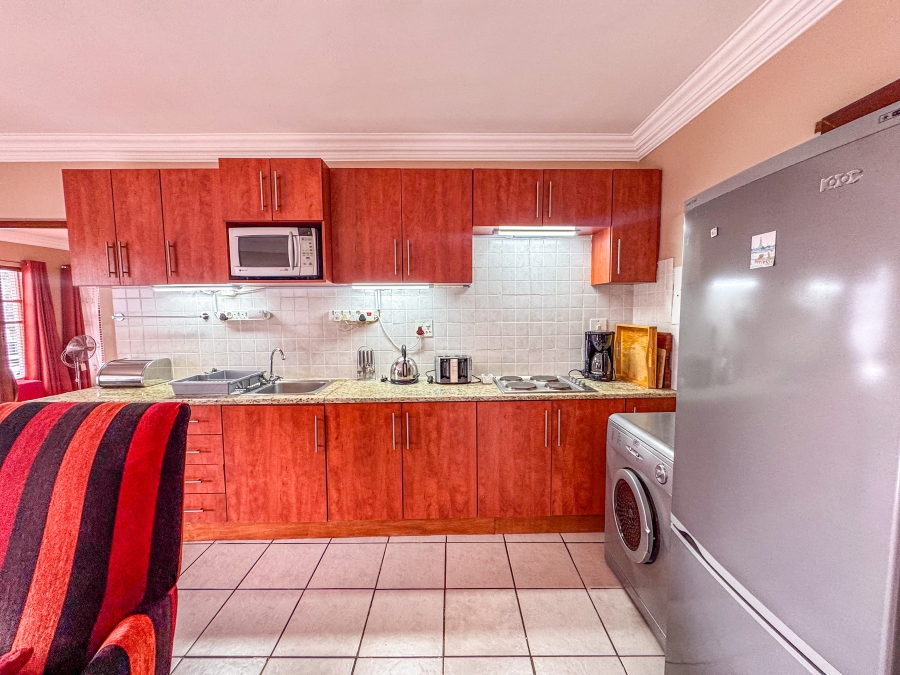 To Let 1 Bedroom Property for Rent in Silver Lakes Golf Estate Gauteng