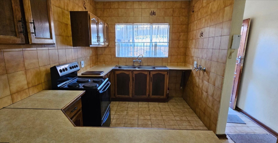 2 Bedroom Property for Sale in New Redruth Gauteng