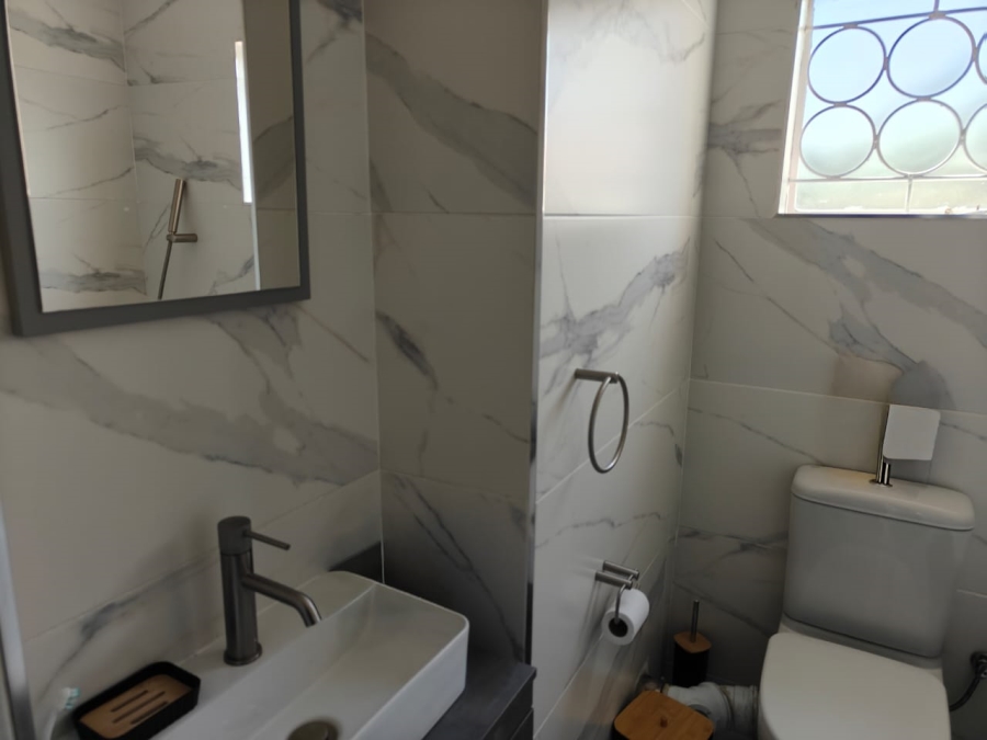 3 Bedroom Property for Sale in Three Rivers Proper Gauteng