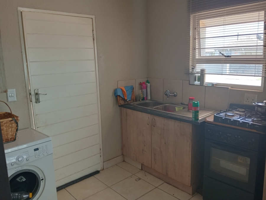 3 Bedroom Property for Sale in Crystal Park Gauteng