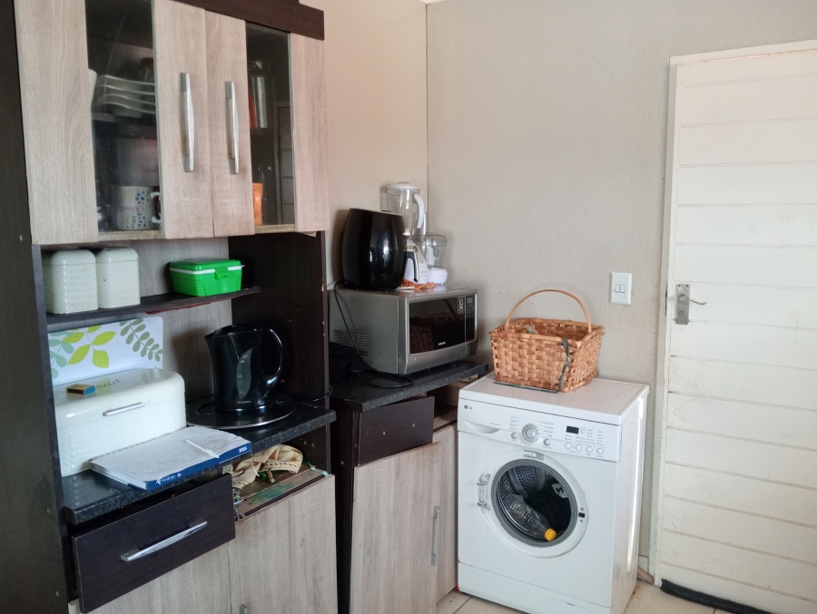 3 Bedroom Property for Sale in Crystal Park Gauteng