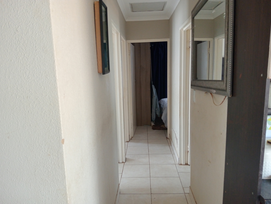 3 Bedroom Property for Sale in Crystal Park Gauteng