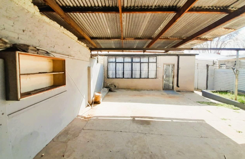 2 Bedroom Property for Sale in Turffontein Gauteng