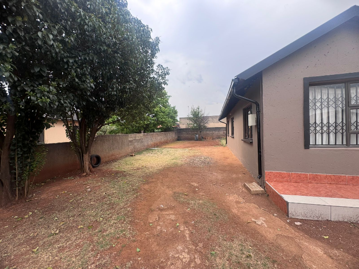 To Let 3 Bedroom Property for Rent in Marimba Gardens Gauteng