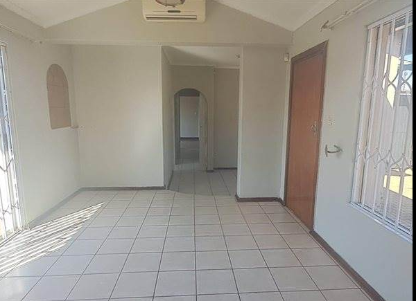 3 Bedroom Property for Sale in Elandspark Gauteng
