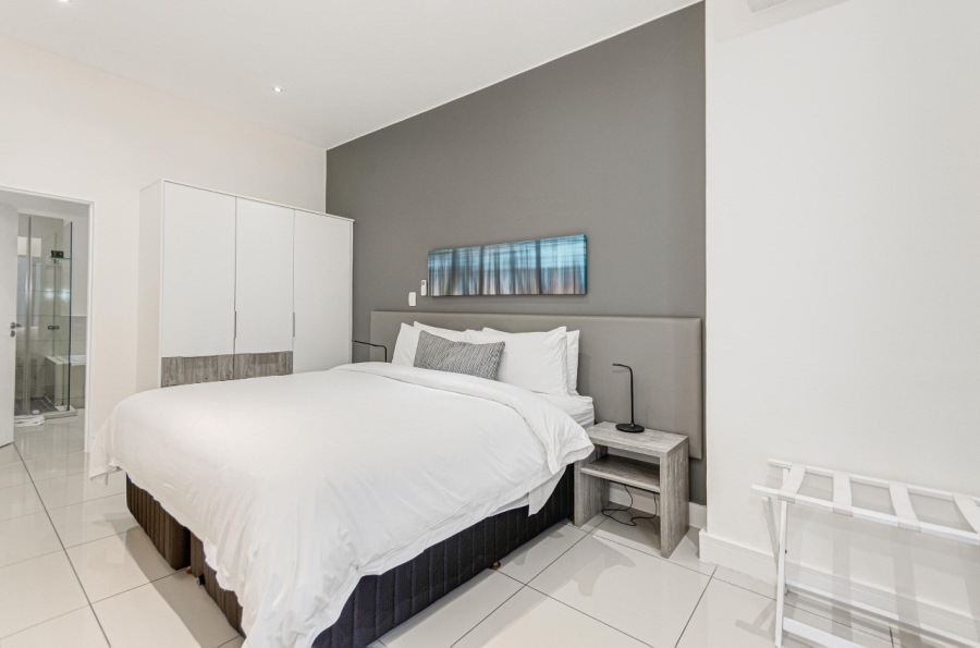 To Let 2 Bedroom Property for Rent in Rosebank Gauteng