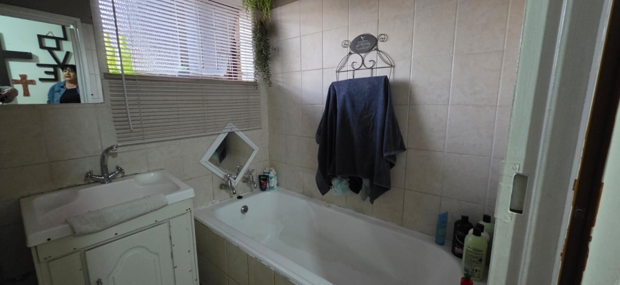 3 Bedroom Property for Sale in Vanderbijlpark CE 2 Gauteng