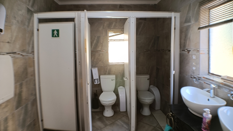 5 Bedroom Property for Sale in Riviera Gauteng