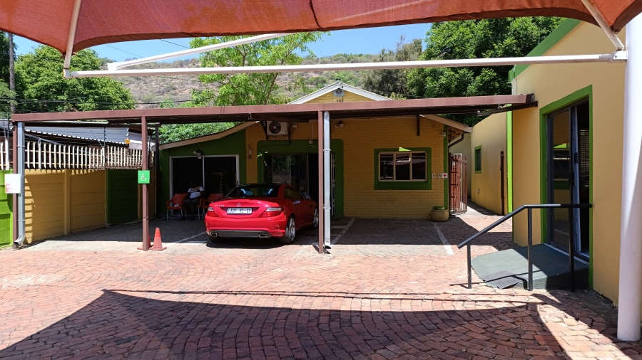 5 Bedroom Property for Sale in Riviera Gauteng