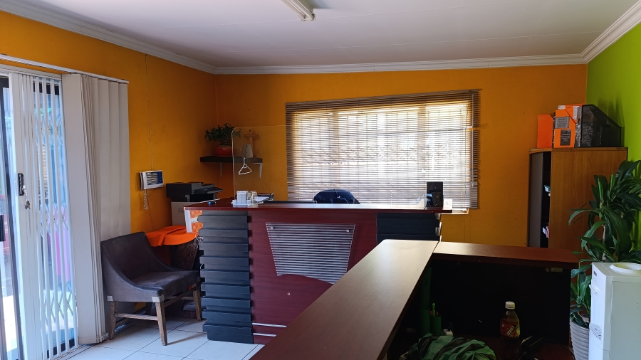 5 Bedroom Property for Sale in Riviera Gauteng