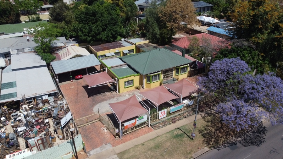 5 Bedroom Property for Sale in Riviera Gauteng