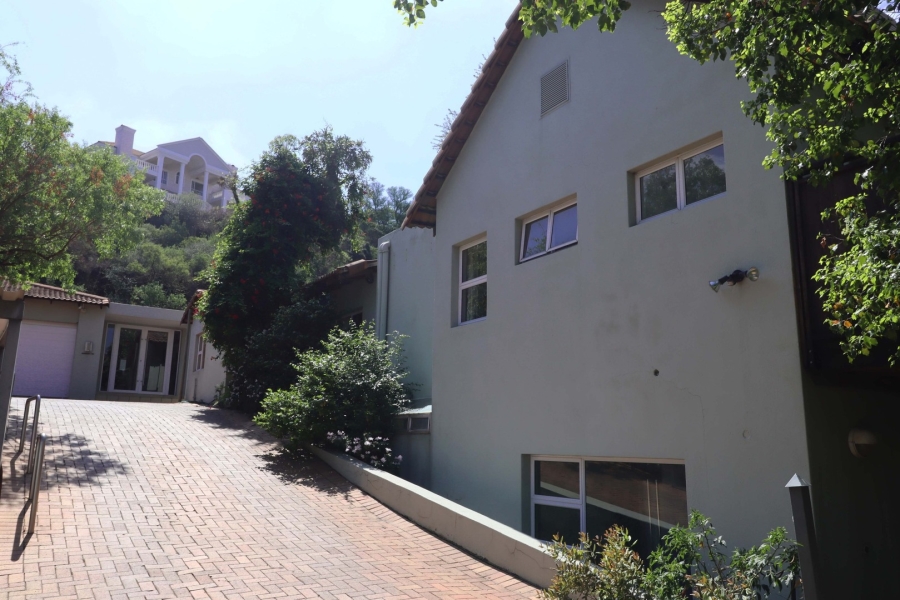 4 Bedroom Property for Sale in Bryanston Gauteng