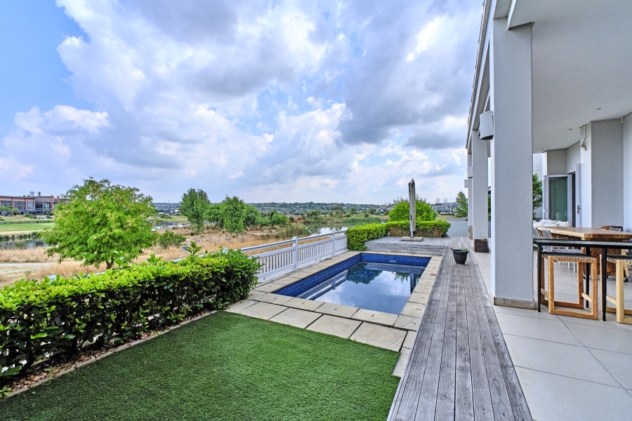 To Let 4 Bedroom Property for Rent in Waterfall Country Village Gauteng