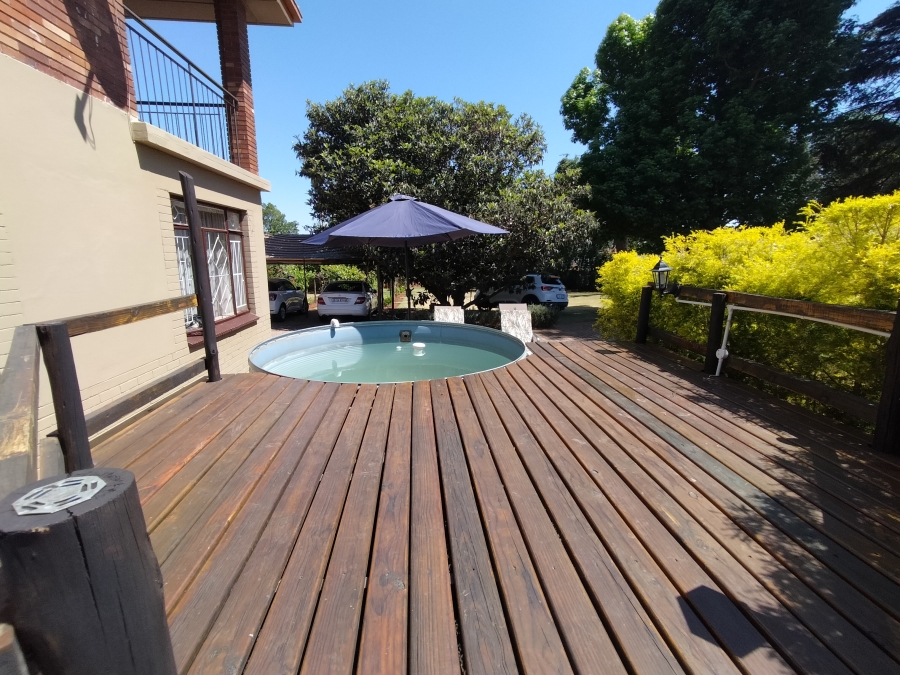6 Bedroom Property for Sale in Florida Park Gauteng