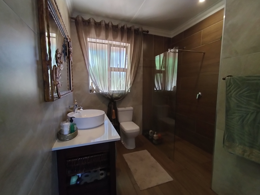 6 Bedroom Property for Sale in Florida Park Gauteng