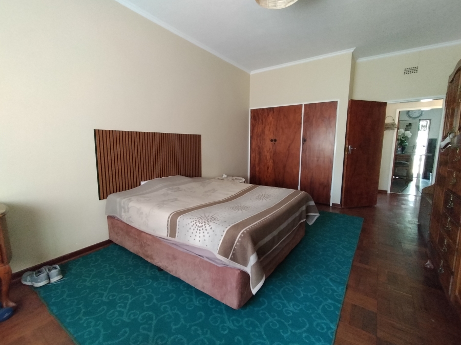 6 Bedroom Property for Sale in Florida Park Gauteng
