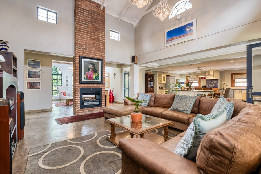 4 Bedroom Property for Sale in Linden Gauteng