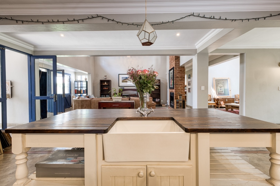 4 Bedroom Property for Sale in Linden Gauteng