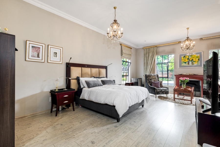 4 Bedroom Property for Sale in Linden Gauteng