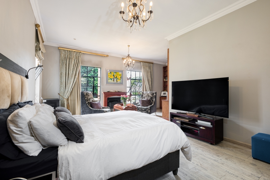 4 Bedroom Property for Sale in Linden Gauteng
