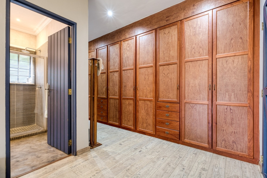 4 Bedroom Property for Sale in Linden Gauteng