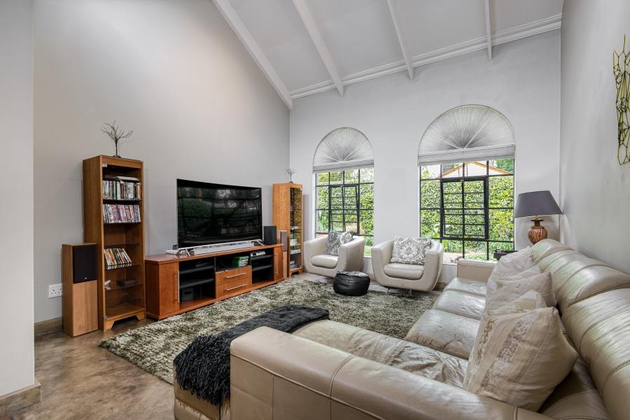 4 Bedroom Property for Sale in Linden Gauteng