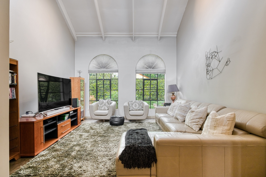 4 Bedroom Property for Sale in Linden Gauteng