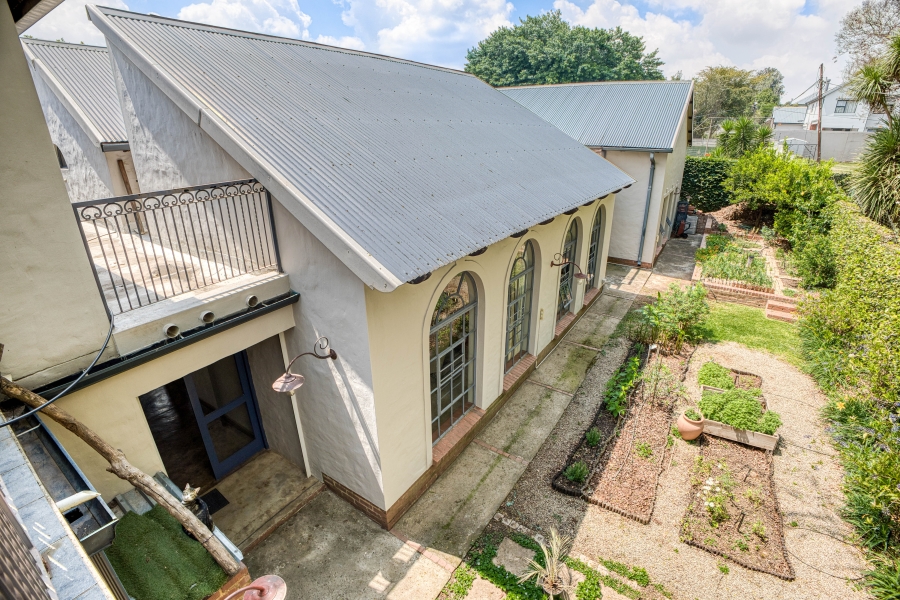 4 Bedroom Property for Sale in Linden Gauteng