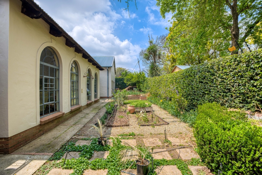 4 Bedroom Property for Sale in Linden Gauteng
