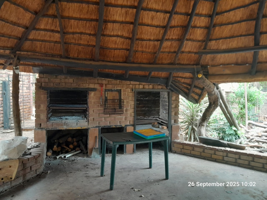 9 Bedroom Property for Sale in Pretoria North Gauteng