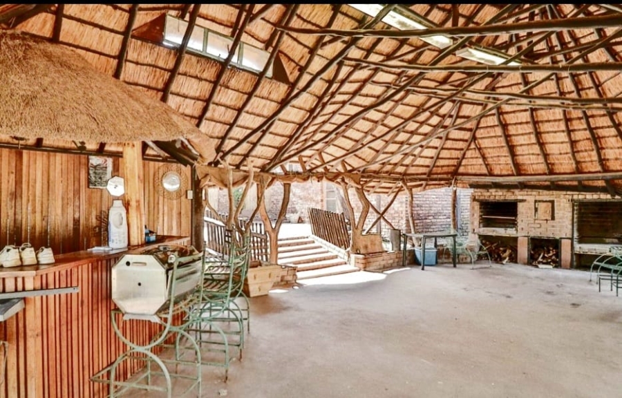 9 Bedroom Property for Sale in Pretoria North Gauteng