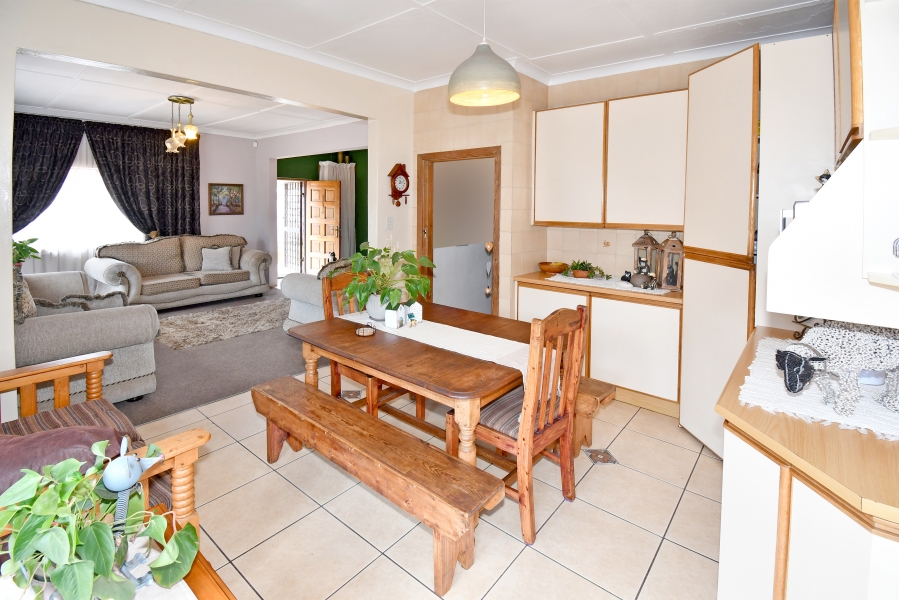 5 Bedroom Property for Sale in Crosby Gauteng