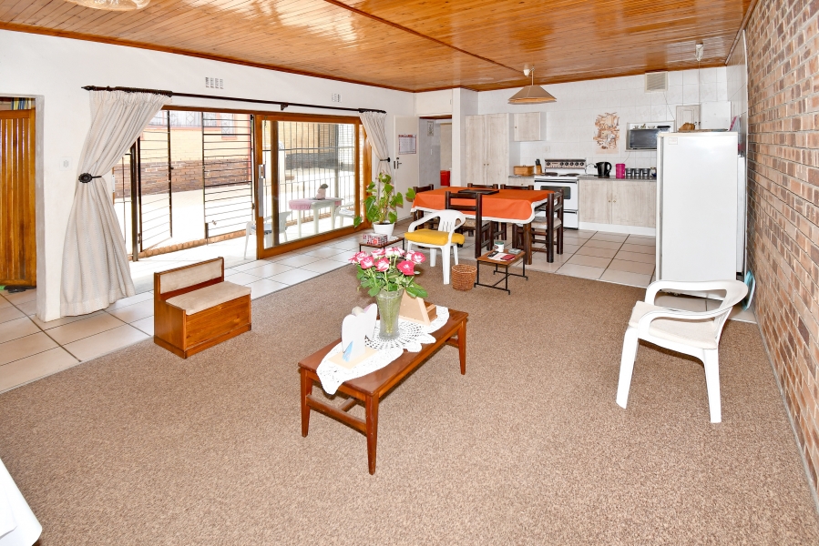 5 Bedroom Property for Sale in Crosby Gauteng