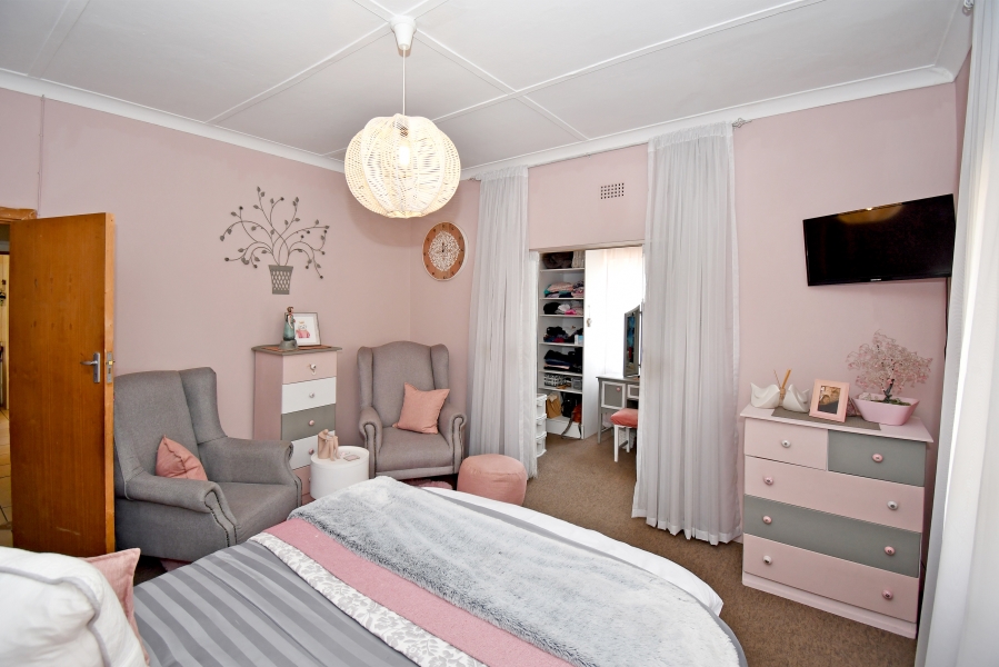 5 Bedroom Property for Sale in Crosby Gauteng