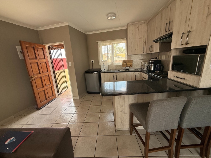 2 Bedroom Property for Sale in Mondeor Gauteng
