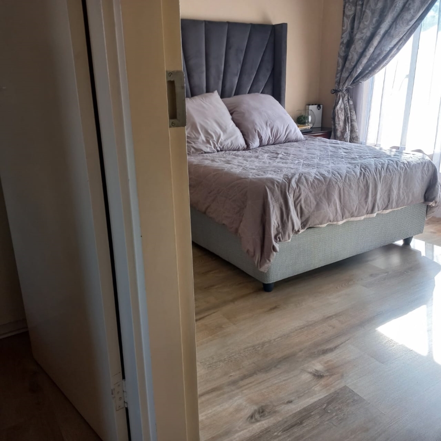 2 Bedroom Property for Sale in Wilgeheuwel Gauteng