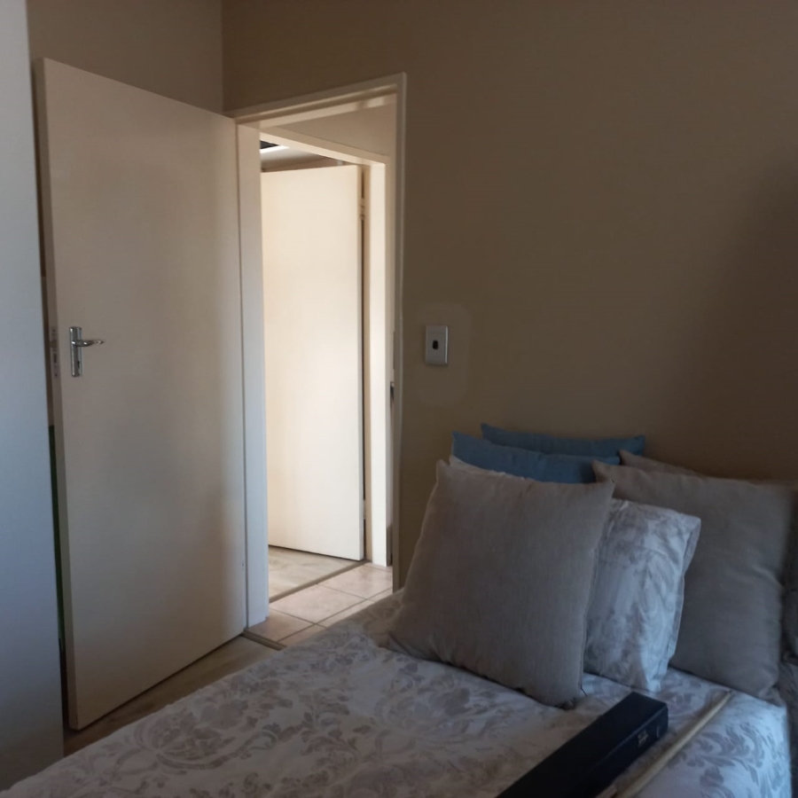 2 Bedroom Property for Sale in Wilgeheuwel Gauteng