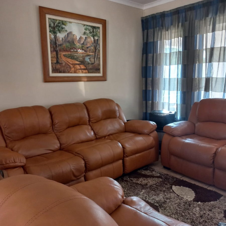 2 Bedroom Property for Sale in Wilgeheuwel Gauteng