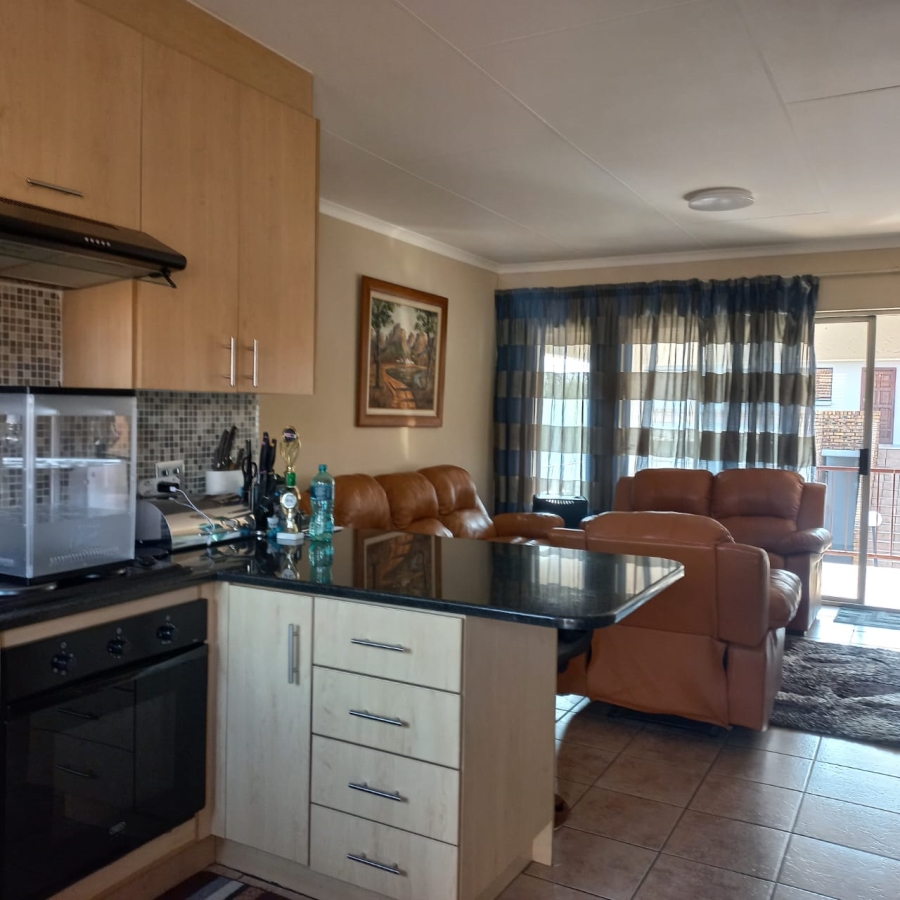 2 Bedroom Property for Sale in Wilgeheuwel Gauteng