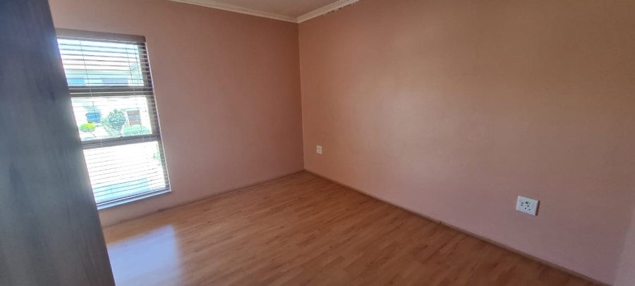 5 Bedroom Property for Sale in Eden Glen Gauteng