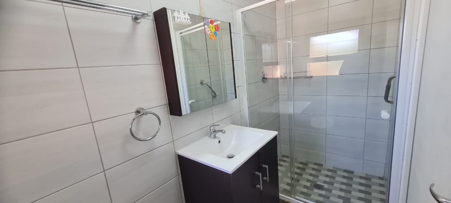 5 Bedroom Property for Sale in Eden Glen Gauteng
