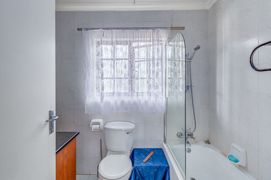 2 Bedroom Property for Sale in Halfway Gardens Gauteng