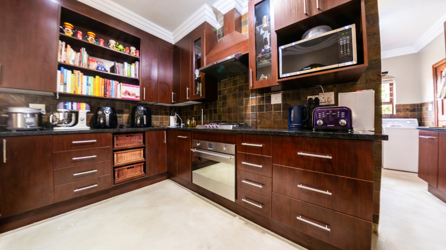 3 Bedroom Property for Sale in Eldo Lakes Estate Gauteng