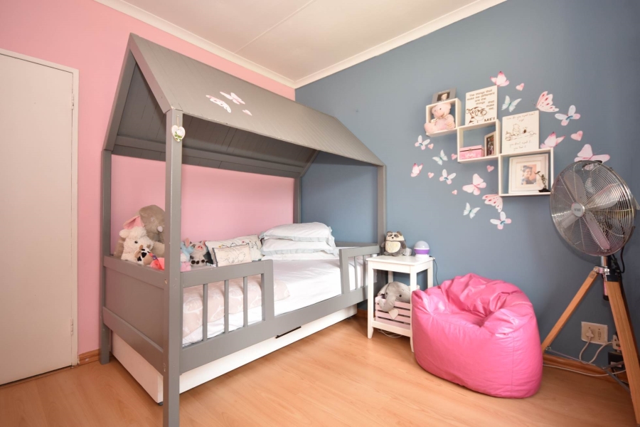 To Let 3 Bedroom Property for Rent in Bromhof Gauteng