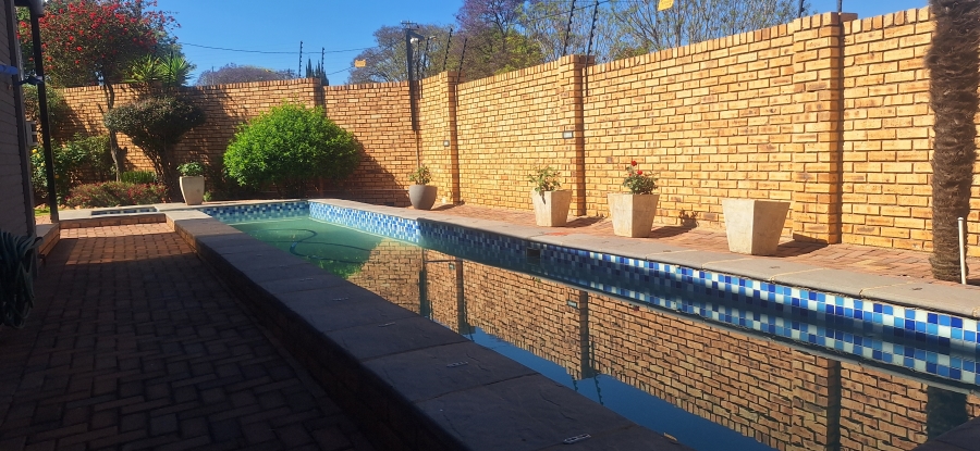4 Bedroom Property for Sale in Monument Gauteng