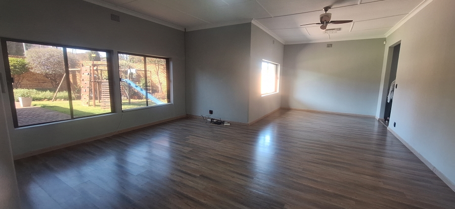 4 Bedroom Property for Sale in Monument Gauteng